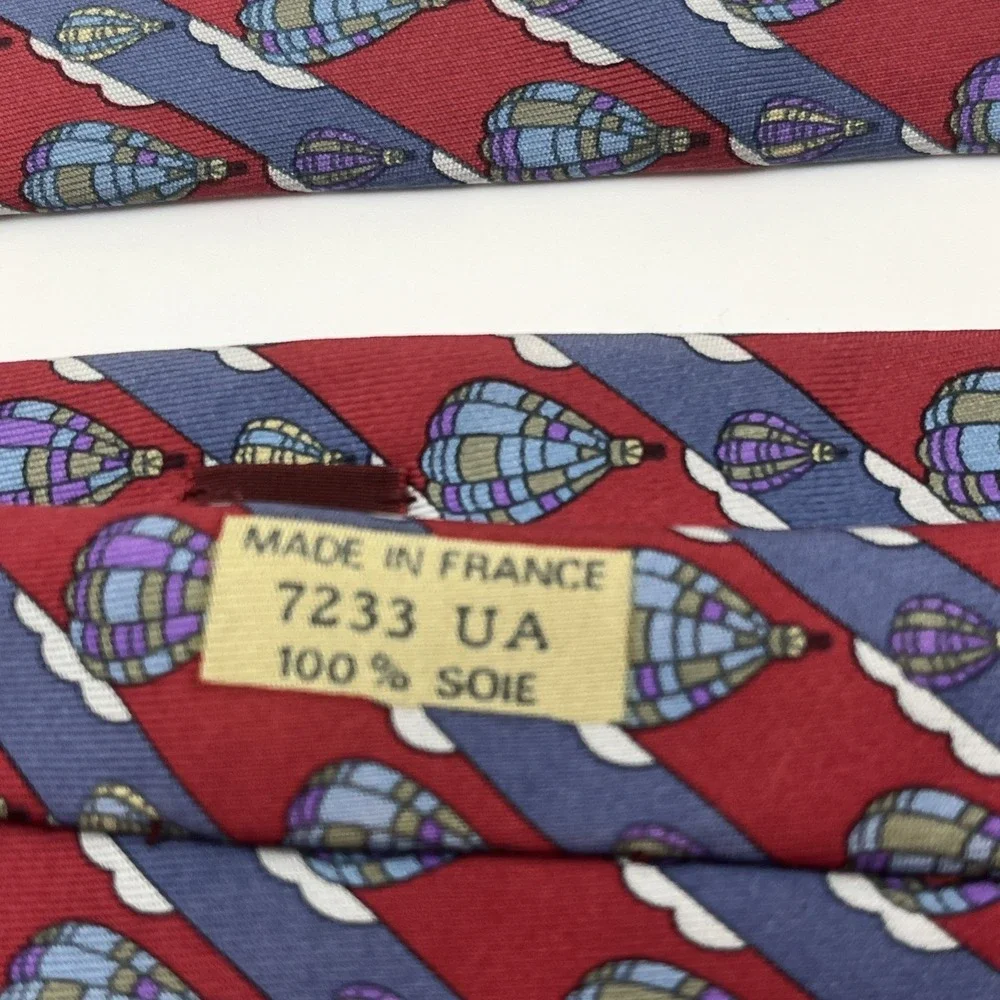 Hermes 100% Silk Mens Tie Made in France Hot Airballoon Geometric Pattern